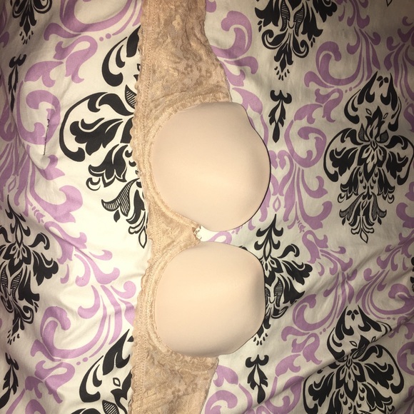 SOLD | Aerie Nude Strapless Bra - Picture 1 of 2